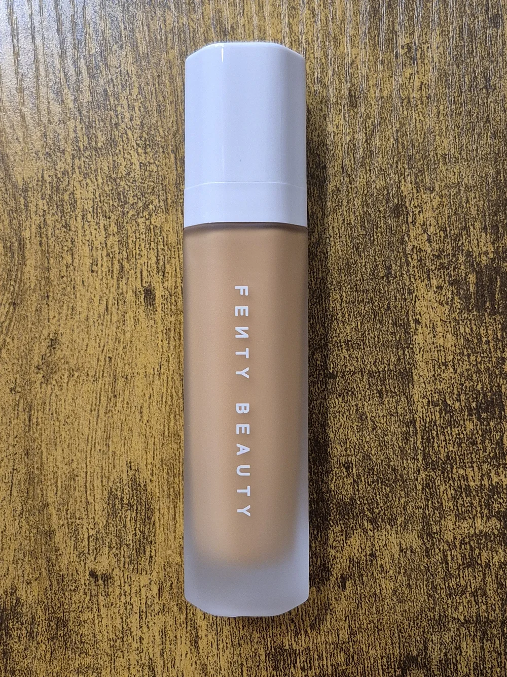 Fenty Beauty Soft'Lit Naturally Luminous Foundation Shade 330 NIB